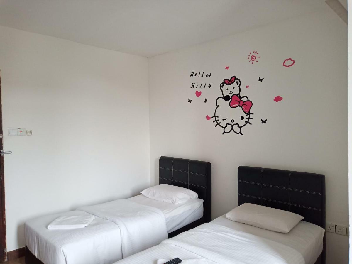 Hotel Truly Asia Кота-Кинабалу Экстерьер фото